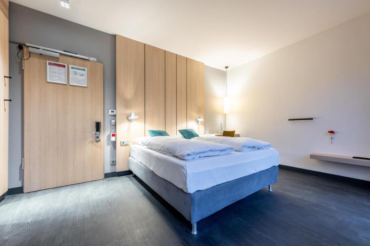 Serways Hotel Hoesel Ratingen Exterior foto